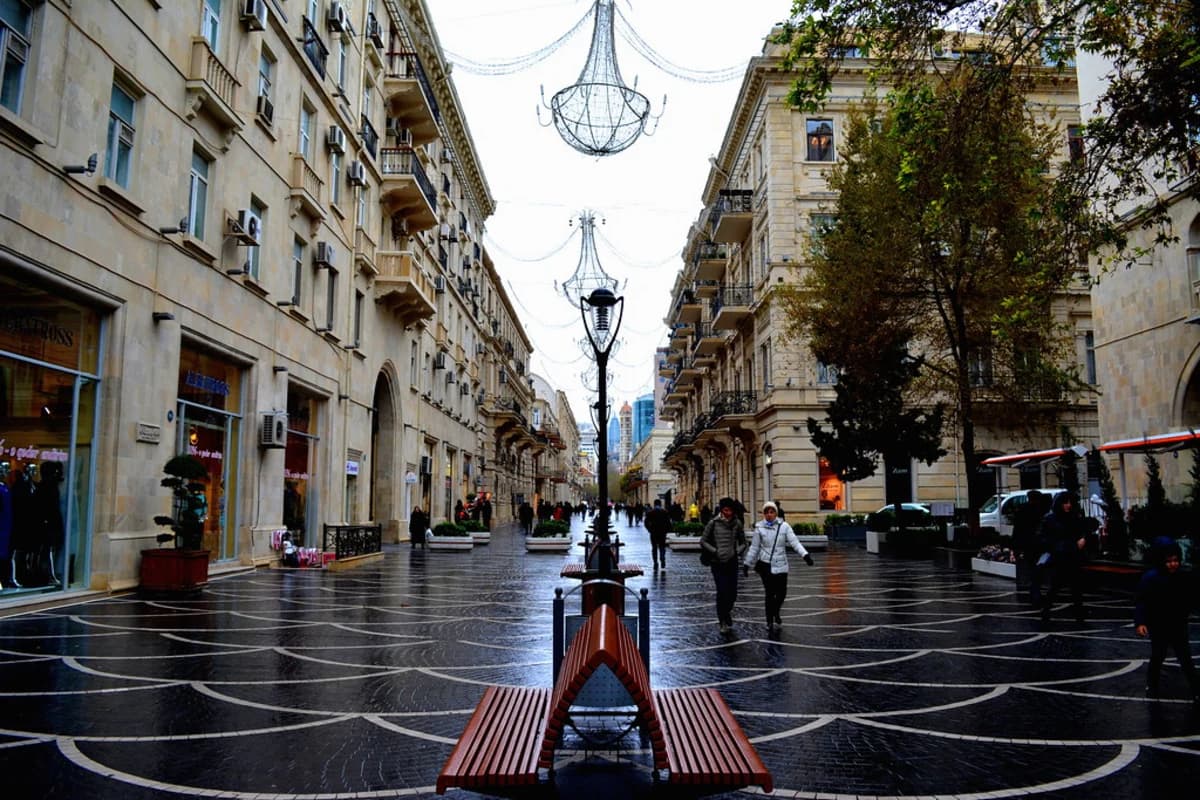 Targovi Street, Baku