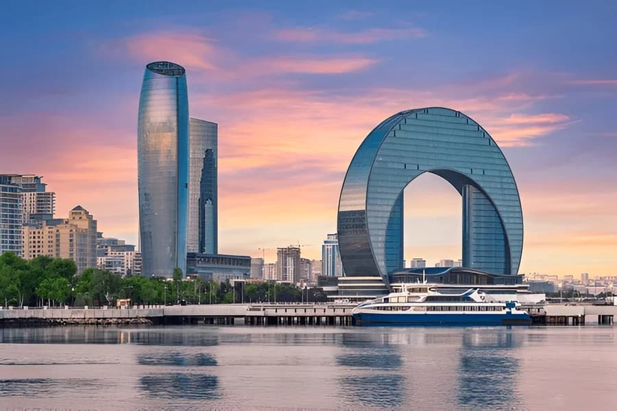 Best Time to Visit Baku: Complete Travel Guide 2025
