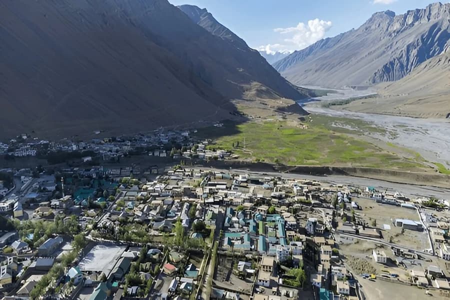 Kaza Town