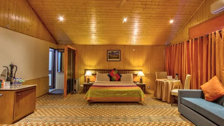 Hotel Piccadily Manali