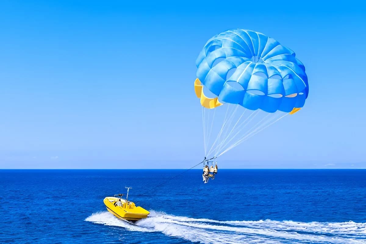 Parasailing in Andaman