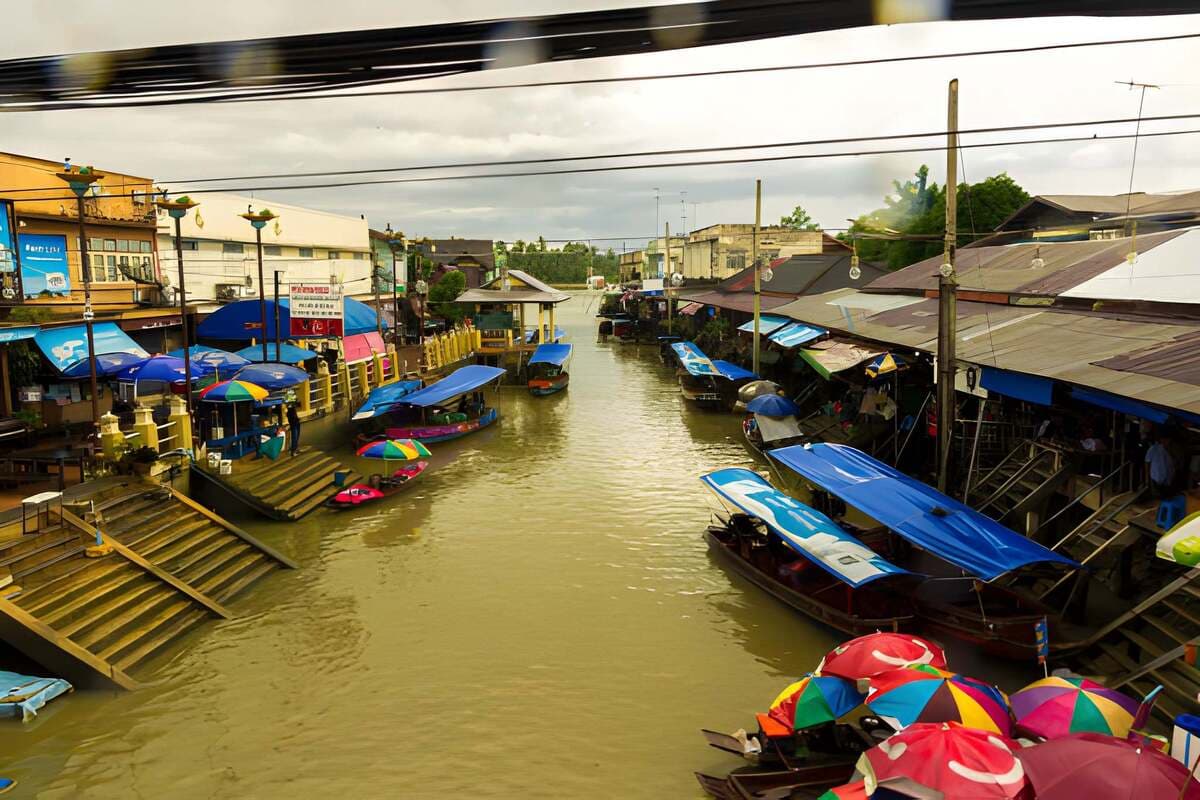 Floating Market Thailand