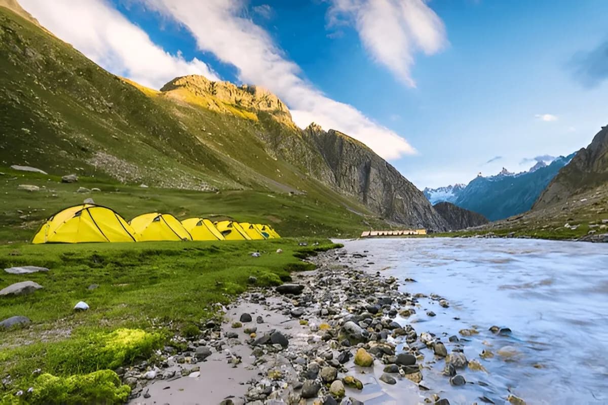 Camping in Manali