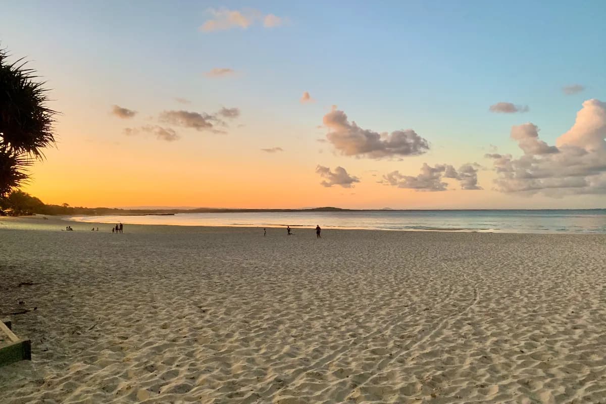 noosa main beach