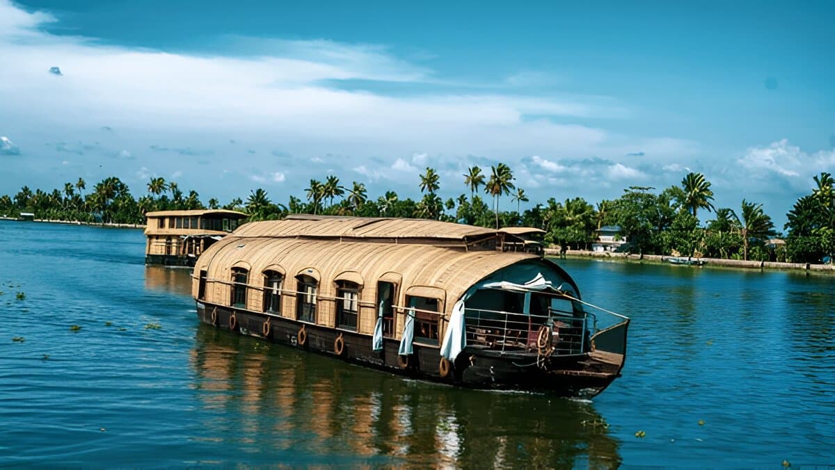 Punnamada Lake