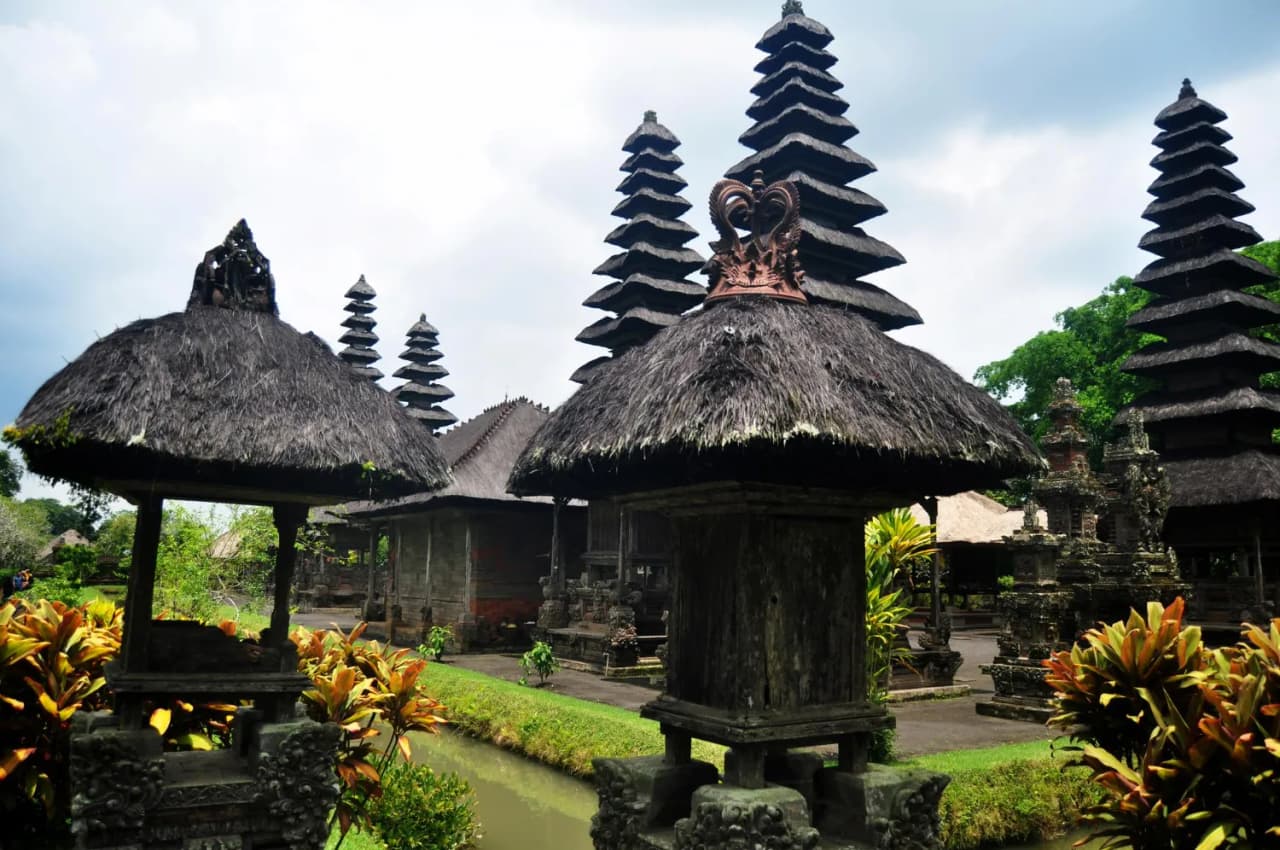 Island Wonders of Bali | Cliffs, Culture & Coastlines