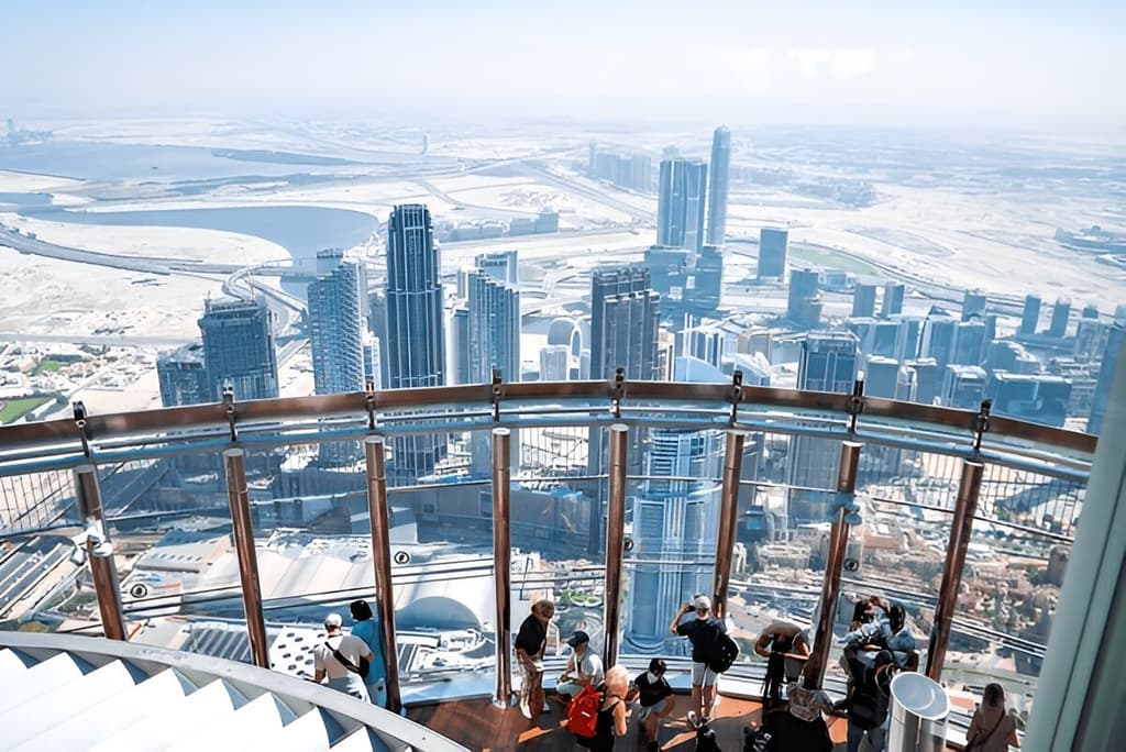 At The Top – Observation Deck (Level 124 & 125)