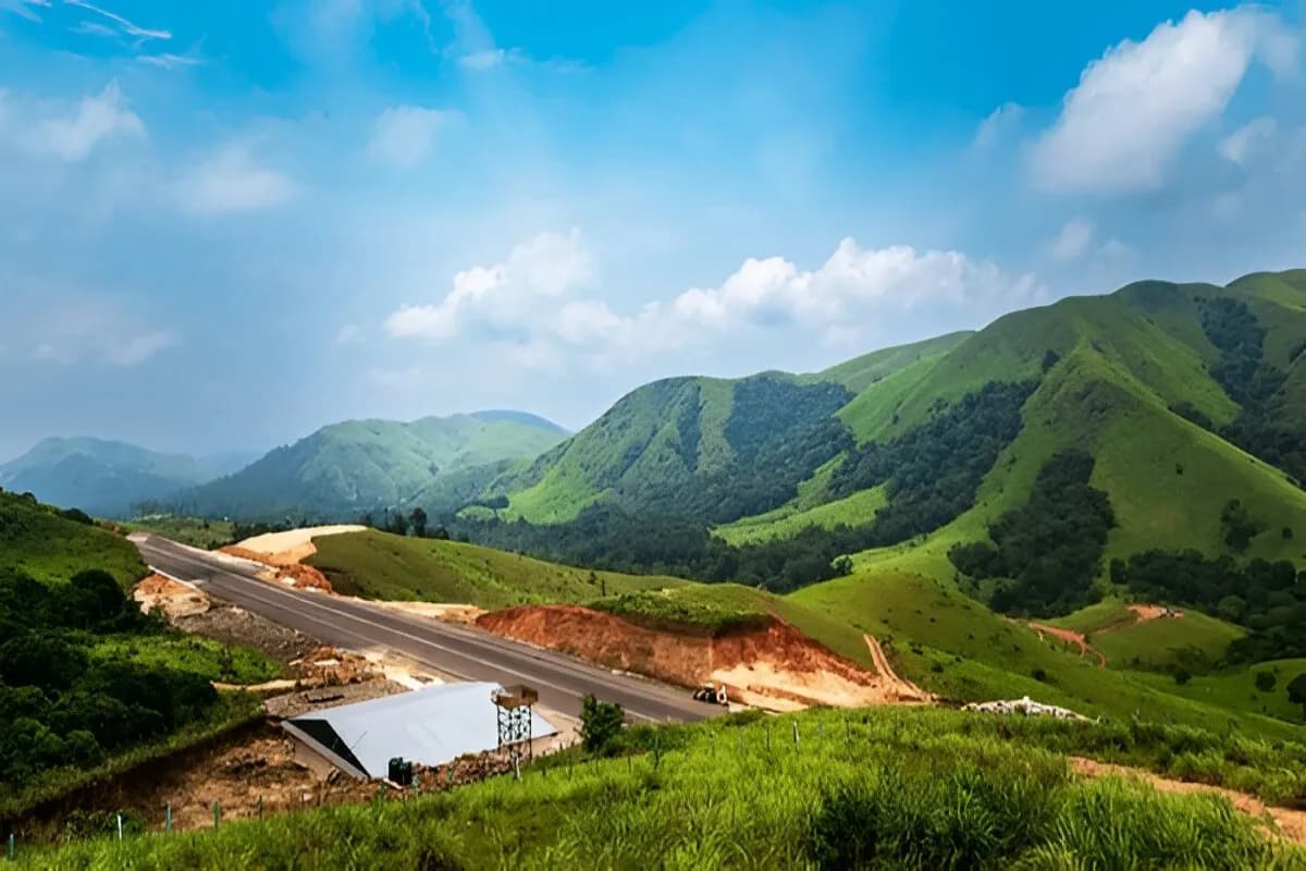 Parunthumpara View Point