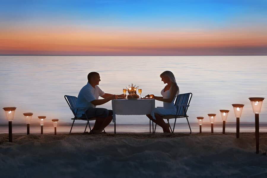 Candlelight Dinner on the Beach