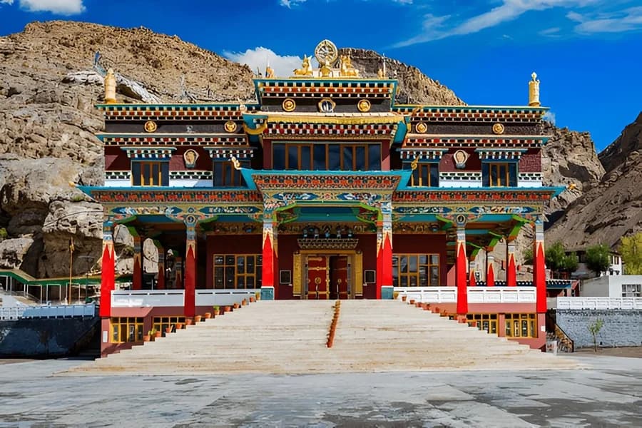 Tangyud Gompa