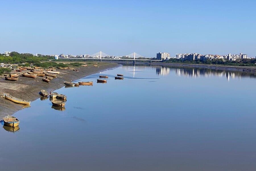 Tapi River