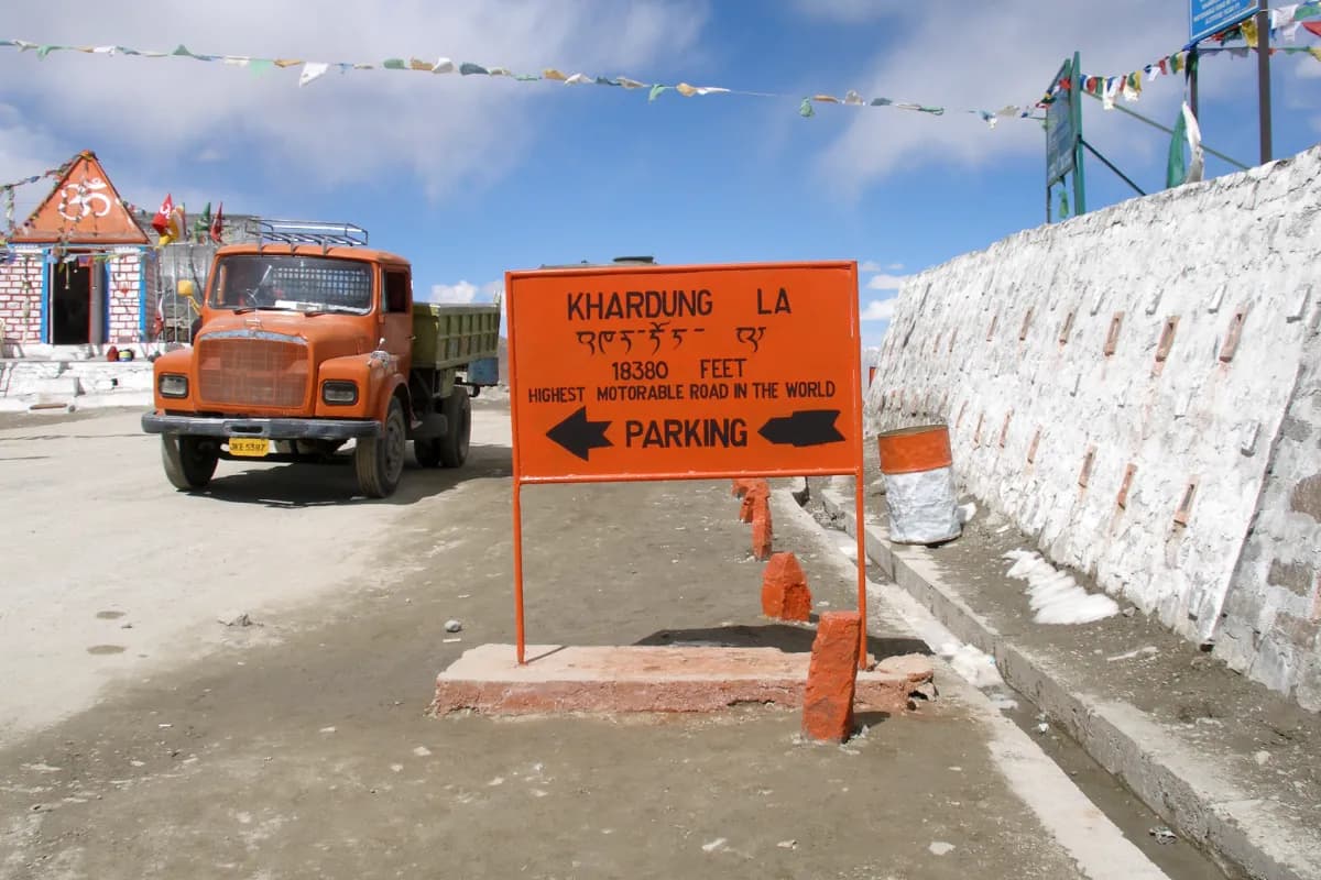 Khardung La