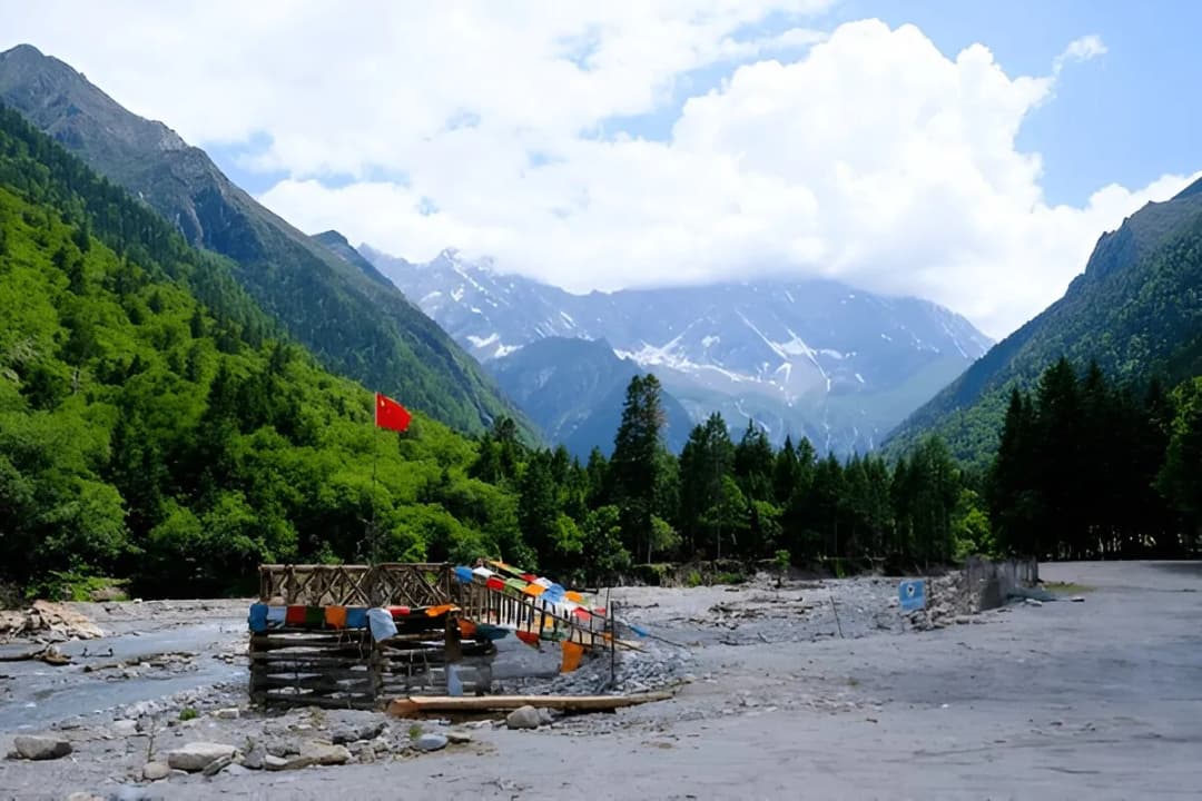 Beas Riverside Camps