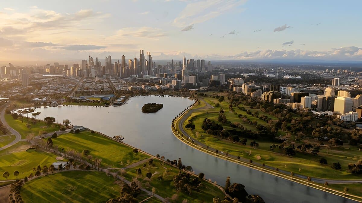 Albert Park Lake