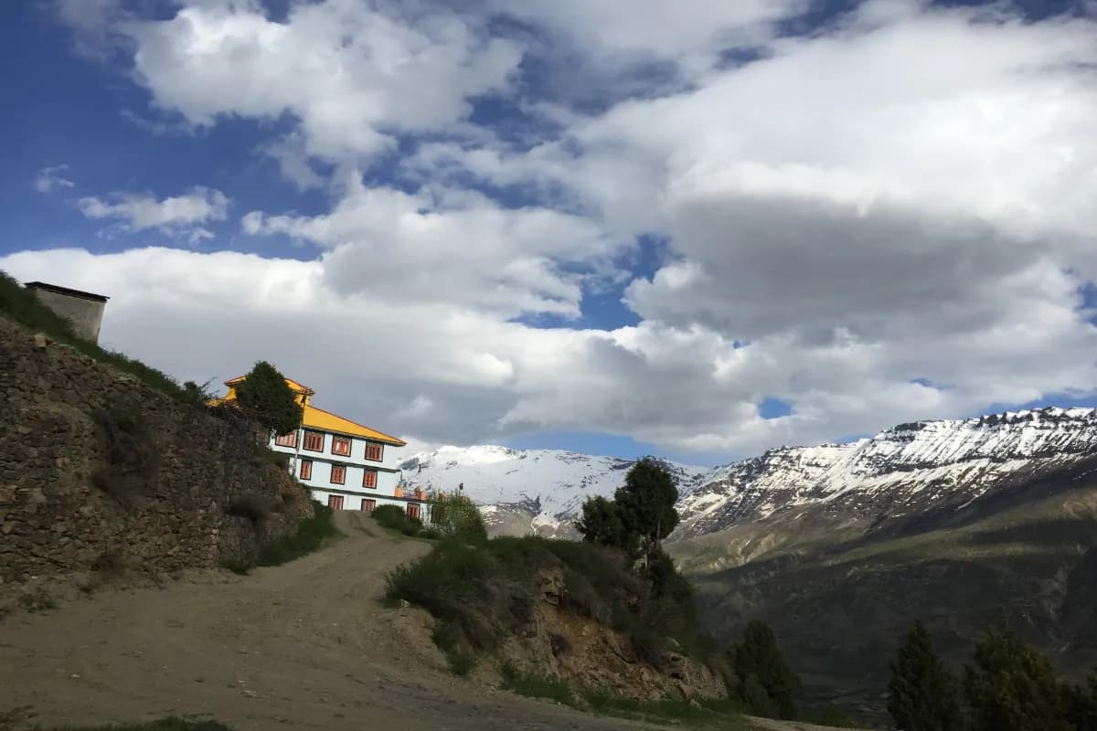 Shashur monastery