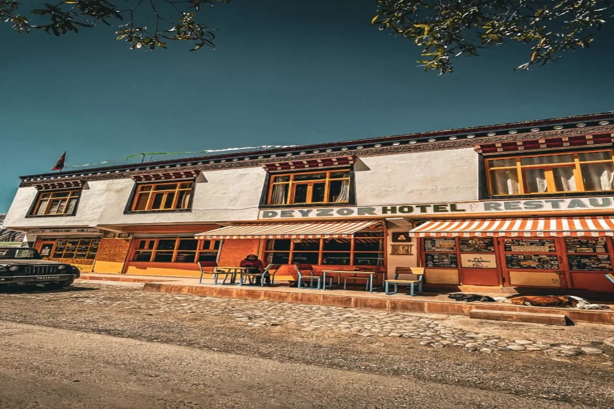 Hotel Deyzor