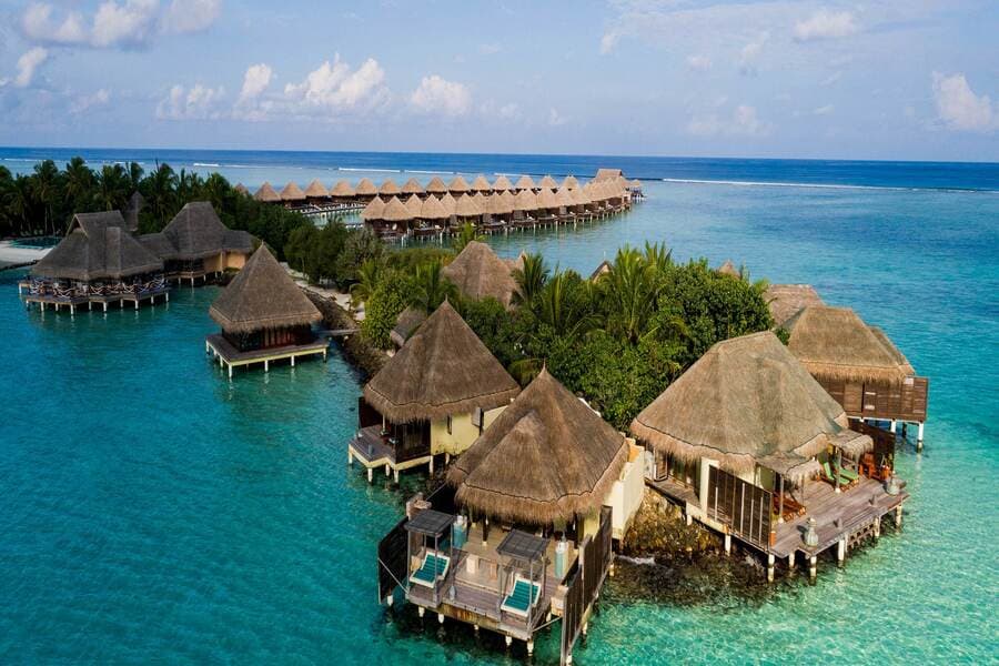 Emboodhu Finolhu Island