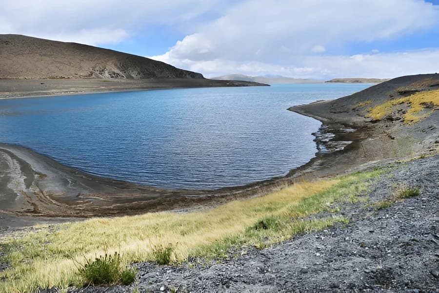 Rakshas Tal – The Mysterious Lake