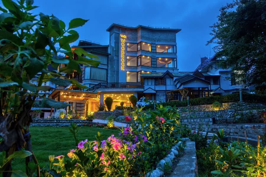 WoodRock Hotel Manali