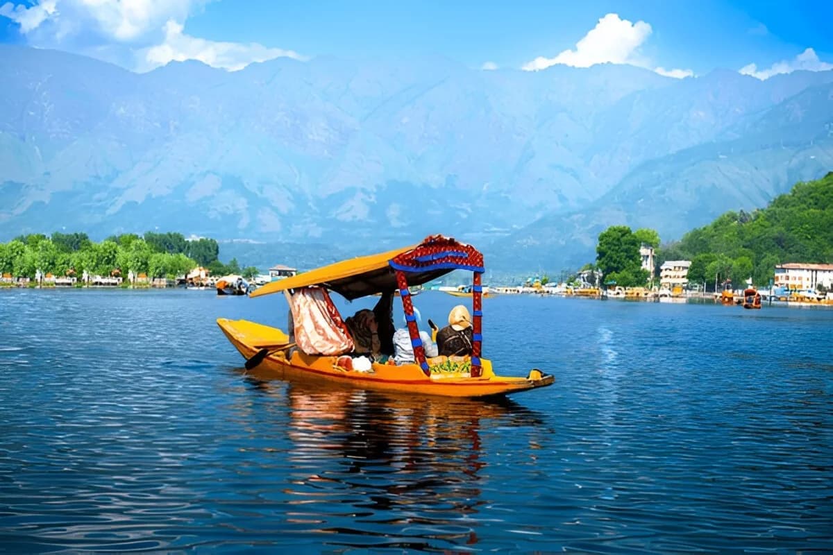 Best Time to Visit Kashmir