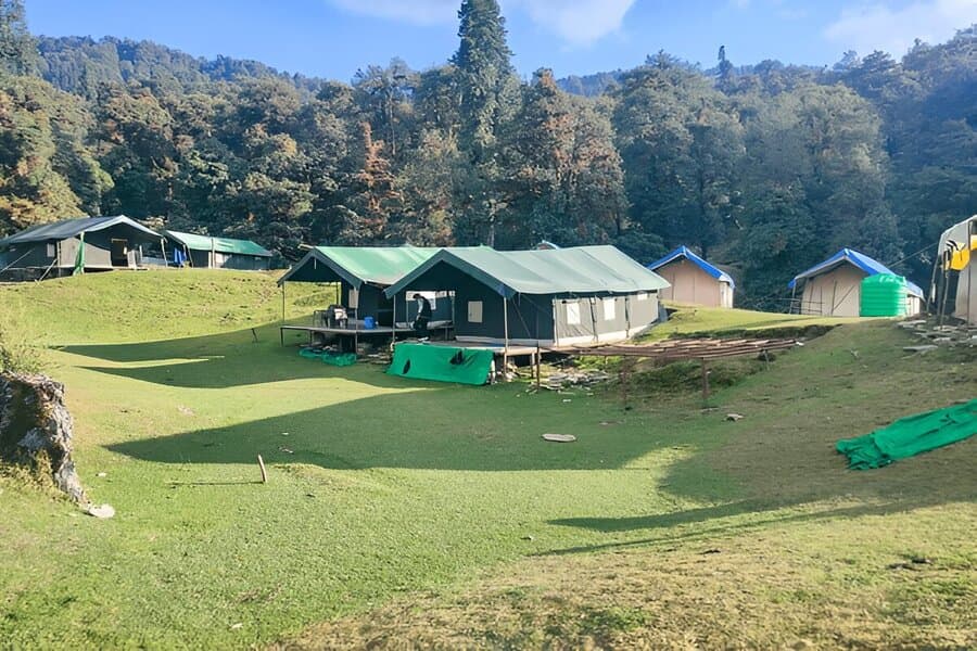 Deoriatal Lake Camping