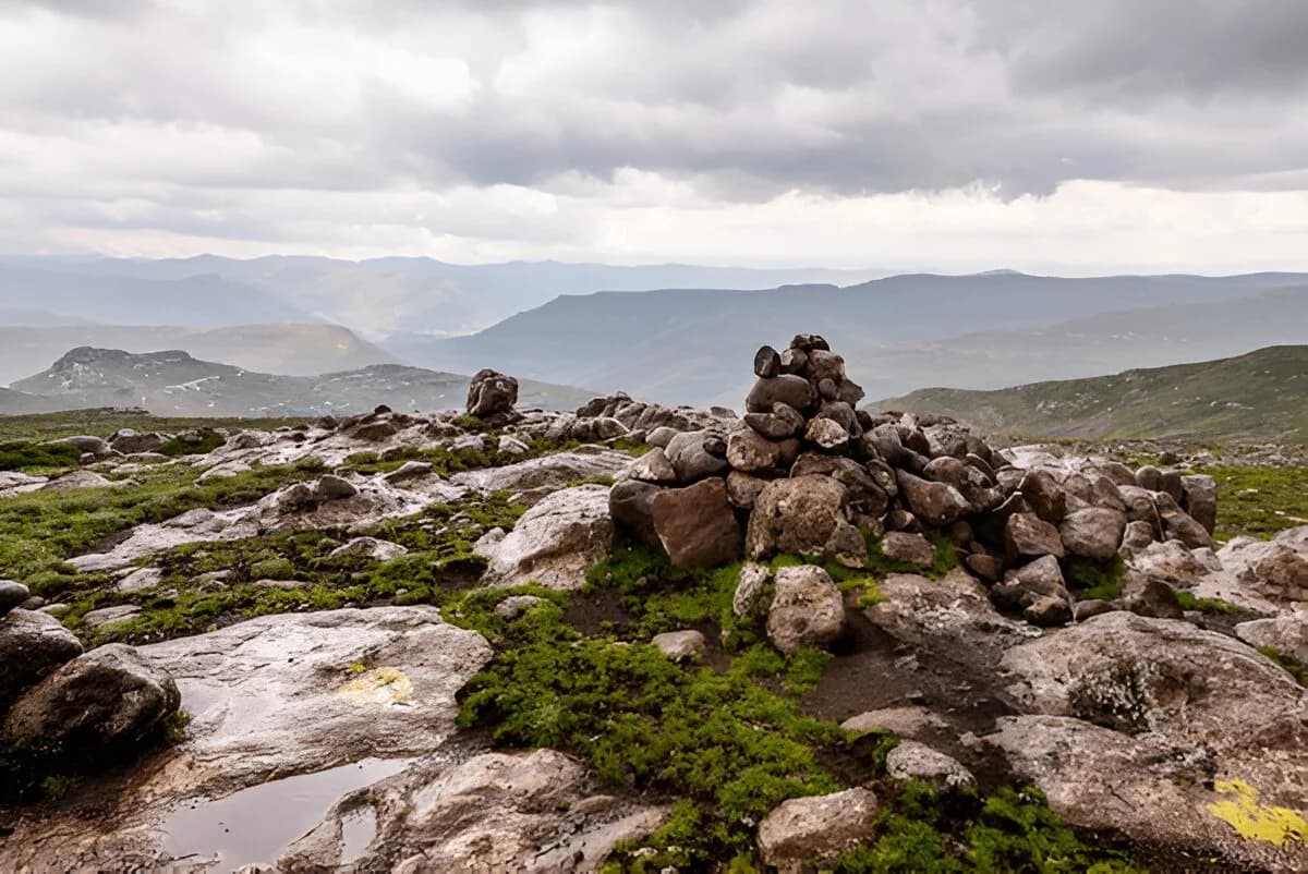 Mafadi : Highest peak in South Africa