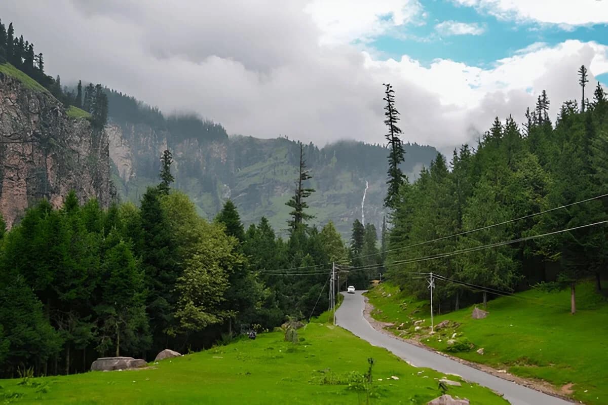 Manali in October: Weather, Places to Visit & Travel Tips