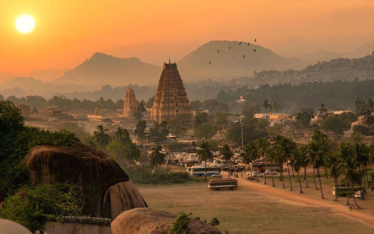 10 Famous Temples in Karnataka You Must Visit