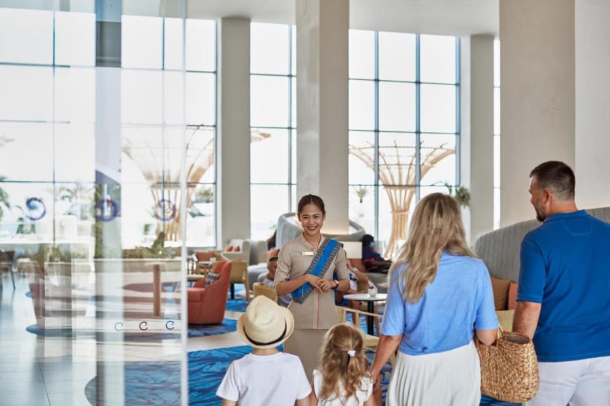 Explore Dubai by planning your stay at the best resorts in Dubai